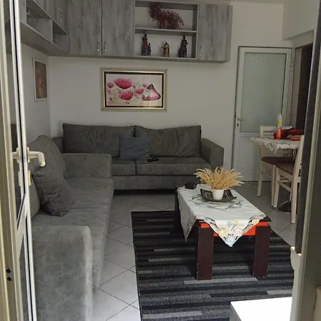 Cozzy Flat * Tirana