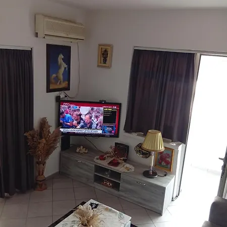 Apartamento Cozzy Flat Tirana