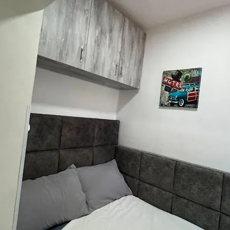 Cozzy Flat