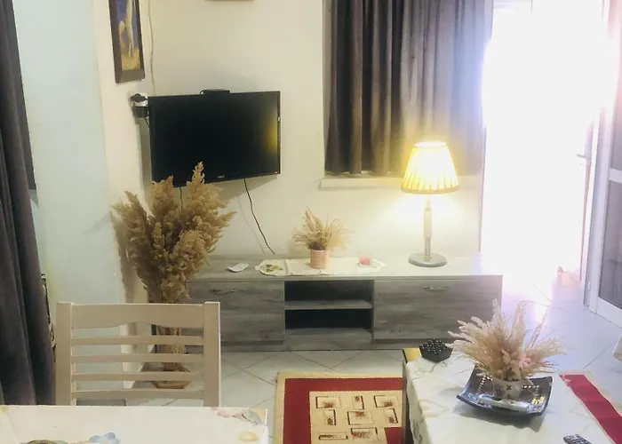 Apartment Cozzy Tirana