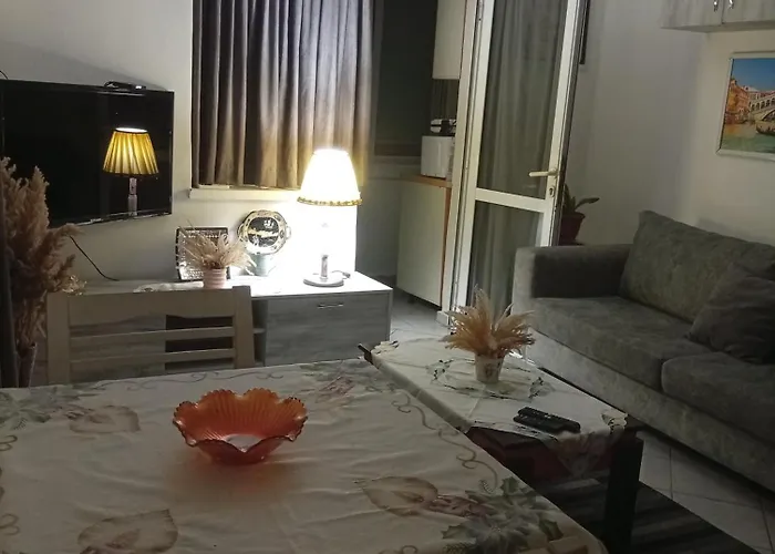 Cozzy Apartment Tirana